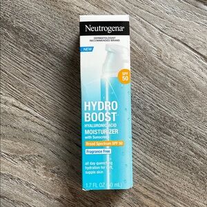 Neutrogena Hydro Boost Hyaluronic Acid Moisturizer SPF 50